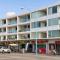 Awesome Downtown Location - park the car and walk to everything !