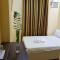 B&S Orchids suites hotel