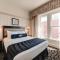 Gaslamp Plaza Suites