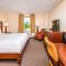 Days Inn & Suites by Wyndham Lake Okeechobee - Okeechobee