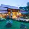 Khaolak Bayfront Resort