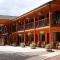 Austins Chuckwagon Motel