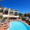 Casa Silwa - Chic 2BR Townhouse, Ocean Views, 5min to Beach & Pool - Ferragudo