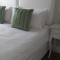 Beach Club Self Catering Apartments - Mossel Bay