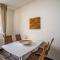 Unique Charles Bridge 2BDR Apartment. - Praga