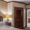 The Ritz-Carlton Club, 3 Bedroom Residence Float 1, Ski-in & Ski-out Resort in Aspen Highlands