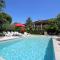 Apartment Lorena with pool