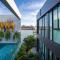 River Art Hotel