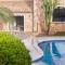 Curolla Petit Hotel