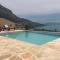 Villa Renata Gold - Private Pool, Free Parking & Sea View