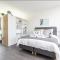 Retreat to quite newly build apt centre Delft Family 20A - Delft