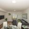 Apartments MTV - private parking, Fast Wi-Fi & Steps to the Beach