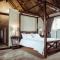 Iris Boutique Hotel