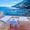Rooftop flat in Amalfi Central "Panoramic view, Near the beach,Terrace "