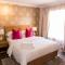 3 Lux Suites