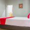 RedDoorz Plus @ Otista Garut