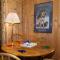 Grey Wolf Retreat by KABINO Sleeps 20 Commercial Kitchen Fire Pit WiFi Bunk Beds