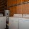 Grey Wolf Retreat by KABINO Sleeps 20 Commercial Kitchen Fire Pit WiFi Bunk Beds