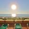 POOL GYM AND BEACH FRONT 3 BEDROOMS LUXURY TEL AVIV APARTMENT - 特拉维夫