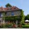 Haus Vincent Stralsund Ferienwohnungen mit eigenen Parkplätzen