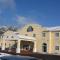 Days Inn & Suites by Wyndham Swainsboro