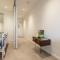 LUXURIOUS RIVERSIDE RESORT STYLE APARTMENT☆POOL☆SPA☆GYM☆ROOFTOP WITH CITY VIEWS