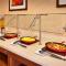 Cortona Inn and Suites Anaheim Resort