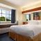 Microtel Inn & Suites by Wyndham Huntsville