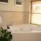 Bathurst Heights Bed & Breakfast