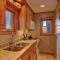 315 Woodbridge Condo
