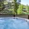 Meadow Creek Condominiums - West Vail