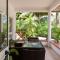 Praslin Paradise