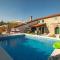 Captain's Villa with Swimming Pool - Jurdani