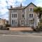 Lansdowne House with Private Car Park - Llandudno