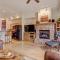 Townhouse Point 303