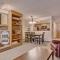 VS643 Square Condo