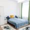 3 En Suit bedroom flat in the main centre for 6ppl, 3BDR,3BTHR,AC