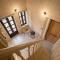 J&G Suites