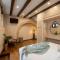 J&G Suites