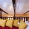 Sali Chelidonaki boutique suite