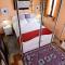 Sali Chelidonaki boutique suite