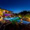 Villa Castelletto heated pool jacuzzi