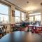 Gaslamp Plaza Suites