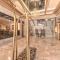 Gaslamp Plaza Suites