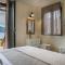 Martini Waterfront Suites