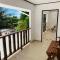 Le lagon bleu guest house by Hyde tide
