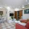 Apartments Holiday Lux
