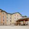 Hawthorn Suites by Wyndham Minot - Minot