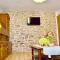 Holiday home Apios
