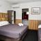 Hobart Tower Motel